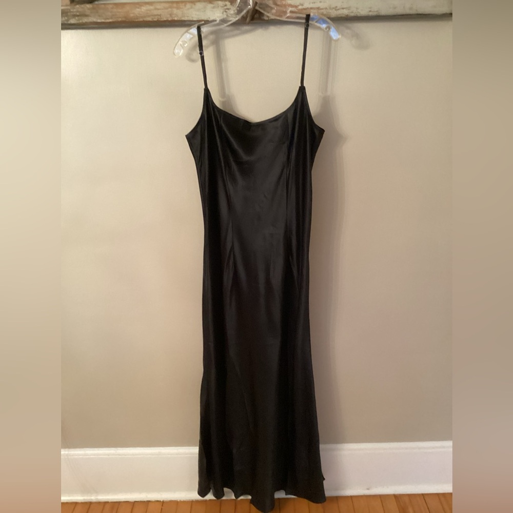 Elegant Black Maxi Dress